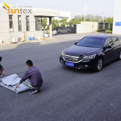 Gray EV Car Fire Blanket with 550℃/1000℃ Thermal Resistance and Oxygen Deprivation for Emergency Use
