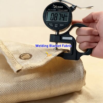 Manta de soldadura de fibra de vidrio resistente al calor hasta 1000 °F con revestimiento acrílico y tamaños personalizables